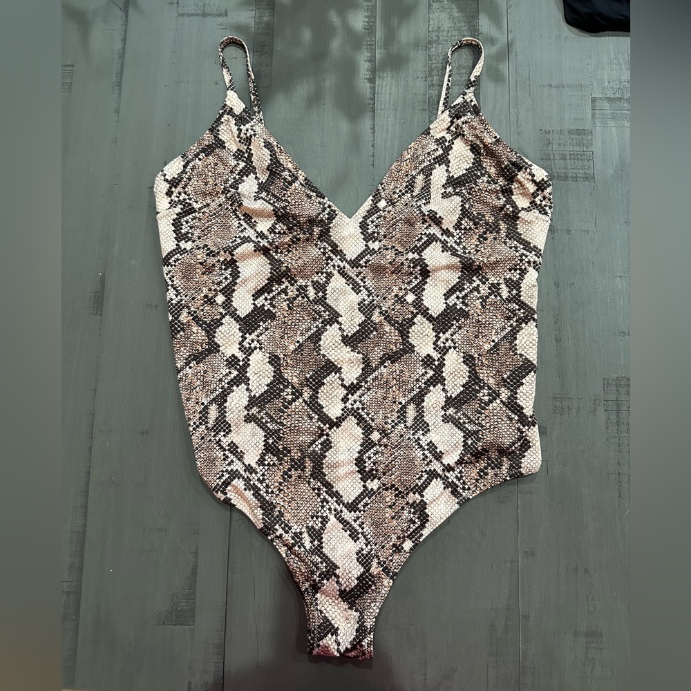 H&M one-piece swimsuit